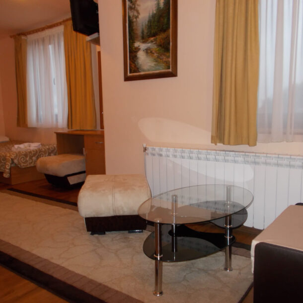 staia-2plus1-4